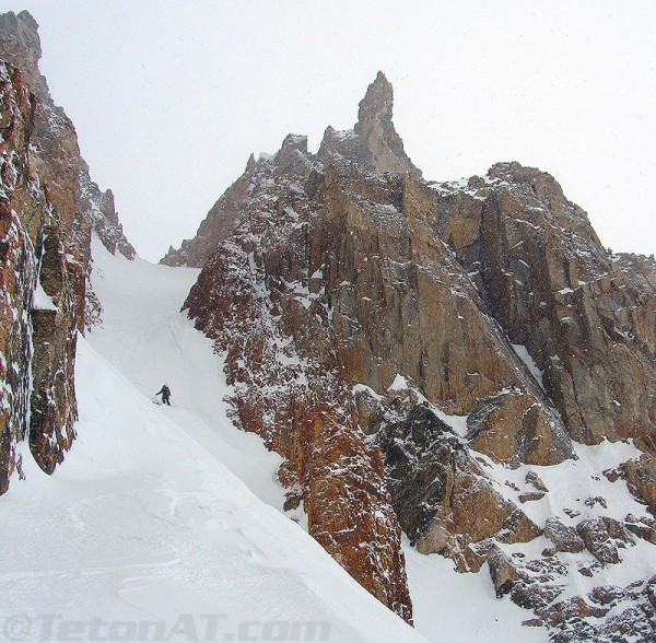 reed finlay skis sneaker couloir