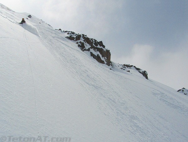 reed skiing the north couloir of peak 10686